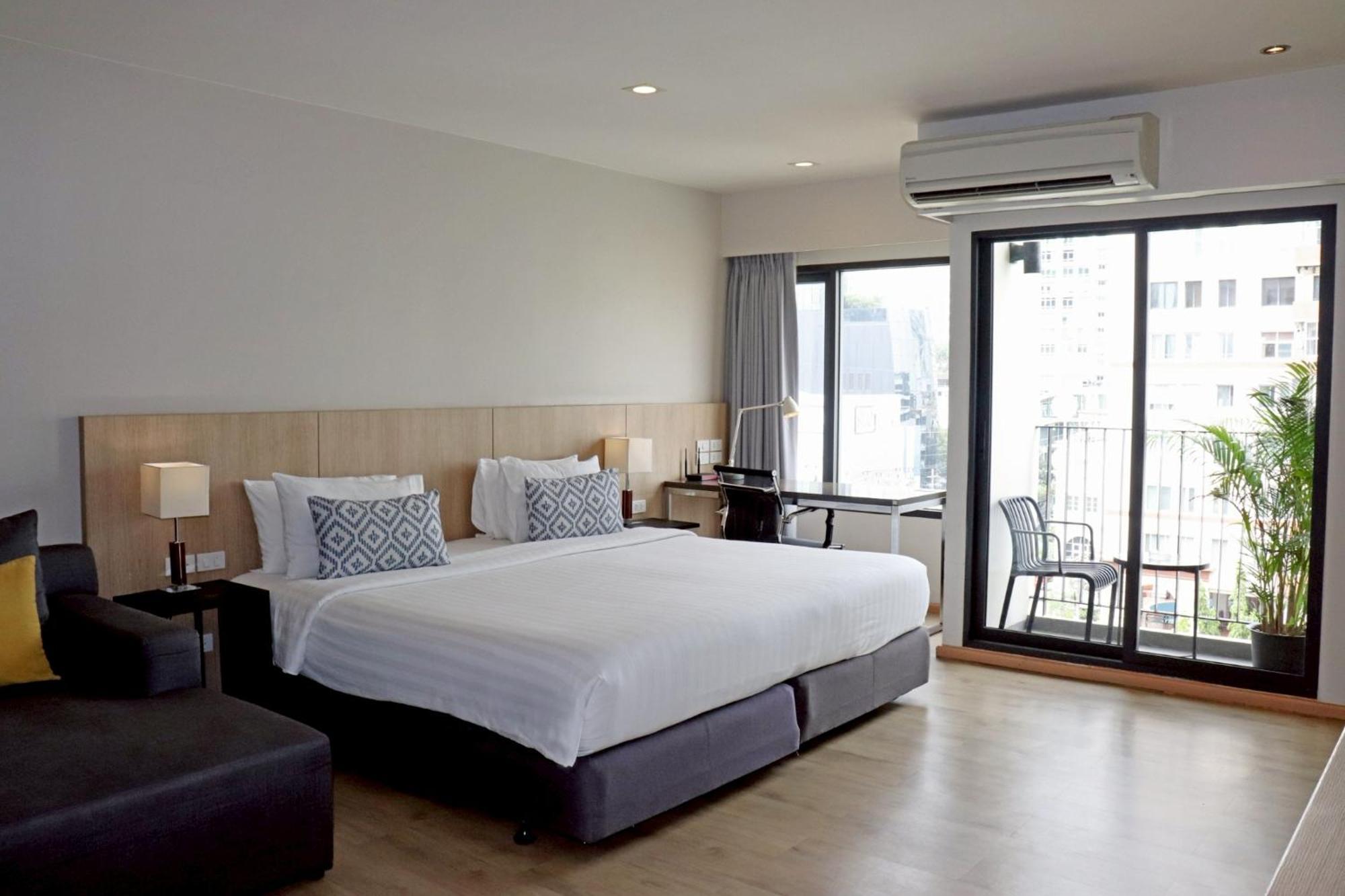 The Residence On Thonglor By Uhg Bangkok Exterior foto